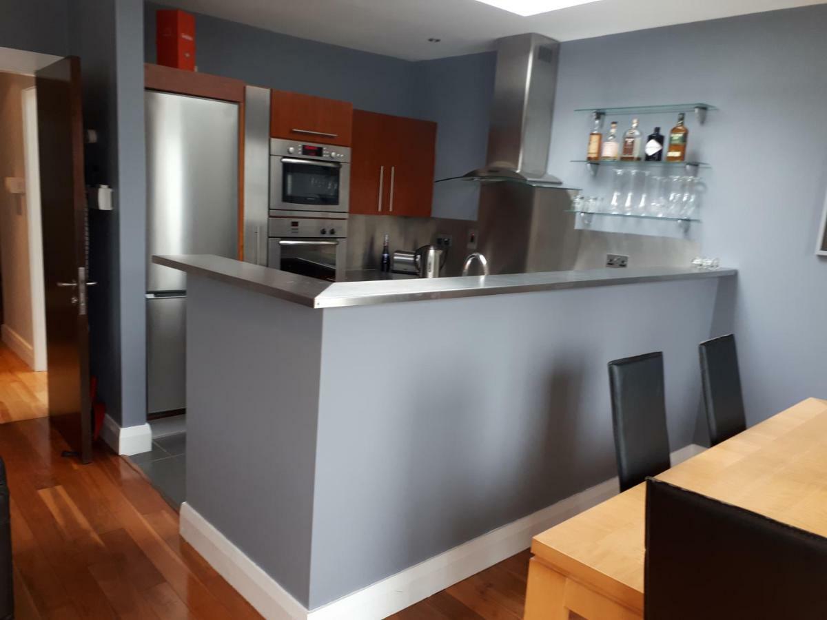 Luxurious Penthouse Apartment 1 , City Centre Kilkenny Buitenkant foto